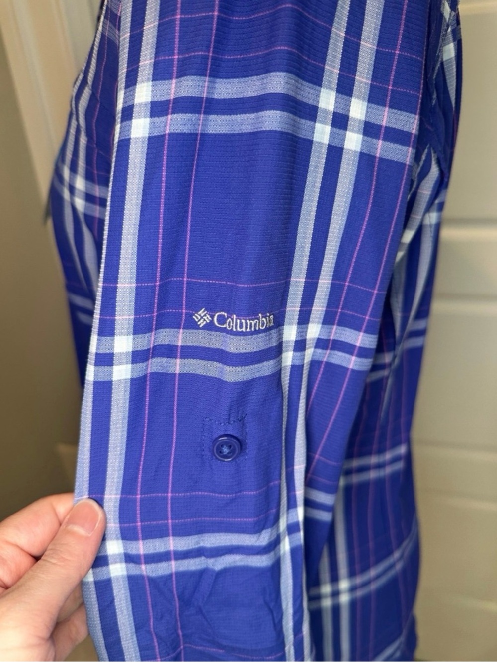 Columbia Omni-Shade UPF 40 Plaid Hiking Shirt Women’s Small Blue Purple NWT - Picture 4 of 7